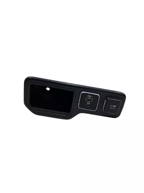 Entrada Usb Tomada 12v Jeep Renegade Compass 2015 A 2021 Original Usado