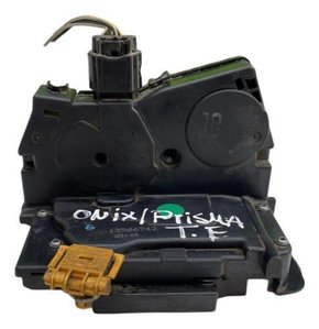 Fechadura Porta Traseira Esquerda Chevrolet Onix 2013 A 2016 Original Usado