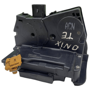 Fechadura Traseira Esquerda Onix Prisma 2013 Á 2020 13588869 Original Usado