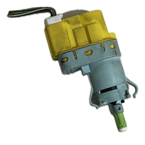 Interruptor Luz Freio Fiat Mobi 2017 Á 2022 Original Usado