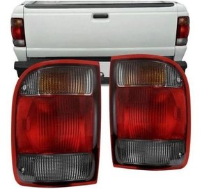 Lanterna Ford Ranger 01/04 Fume Direito Novo