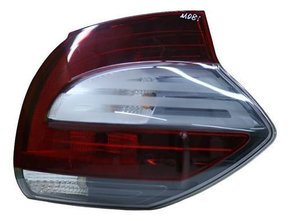 Lanterna Traseira Direita Fiat Mobi 2016 Á 2020 24485255 Original Usado