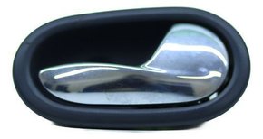 Maçaneta Interna Dianteira Direita Sandero  2015 Á 2019 Original Usado