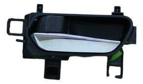 Maçaneta Interna Dianteira Esquerda Nissan Kicks 2017 Á 2022 Original Usado