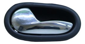 Maçaneta Interna Traseira Esq Renault Sandero 2015 Á 2018 Original Usado