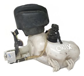Reservatório Partida Frio Gm Onix 2012 2013 Á 2019 Original Usado