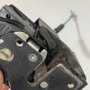 Fechadura Porta Traseira Esquerda Fiat Mobi 2016 A 2020 Original Usado